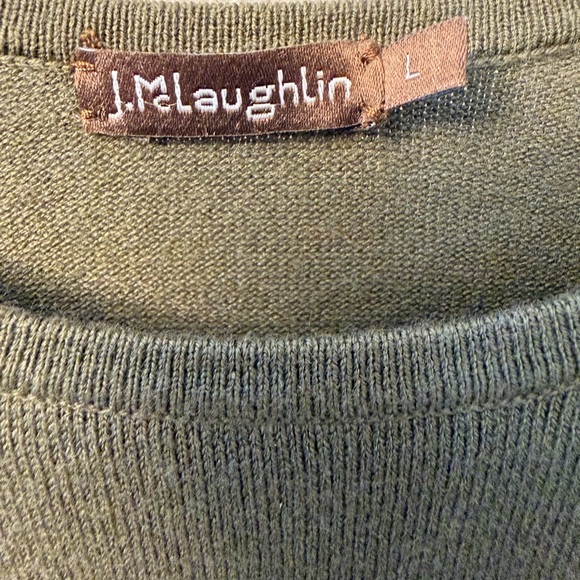 J McLaughlin Olive Green Crew Neck Sweater Gold Buttons on sleeves. Large. - Picture 6 of 9